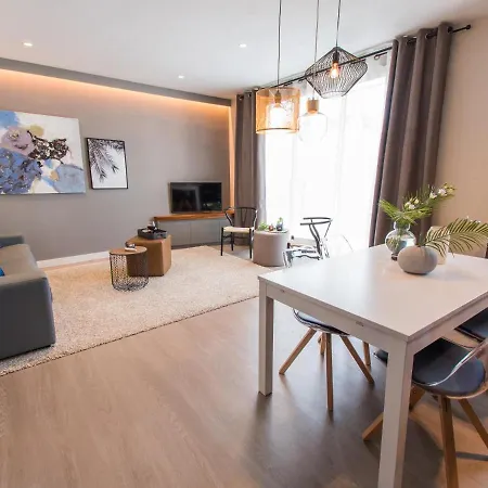 Spaces Seaside Flat- 4 Bedroom, 2 Bathroom, Terrace, Near Apartment Sitges