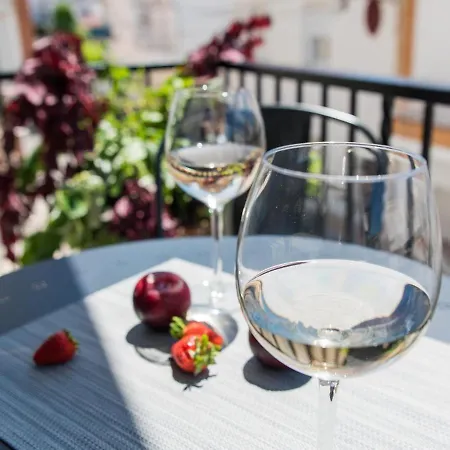 Spaces Seaside Flat- 4 Bedroom, 2 Bathroom, Terrace, Near Apartment *