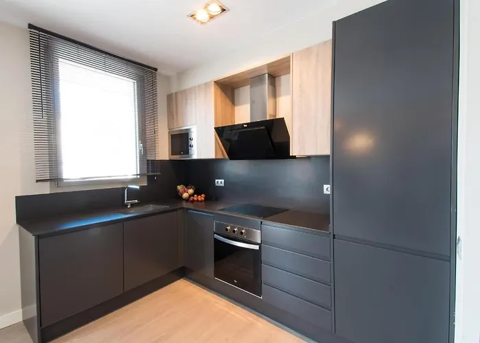 Spaces Seaside Flat- 4 Bedroom, 2 Bathroom, Terrace, Near Apartamento Sitges